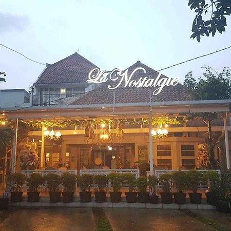 La Nostalgie Boutique Guest House Μπαντούνγκ Εξωτερικό φωτογραφία