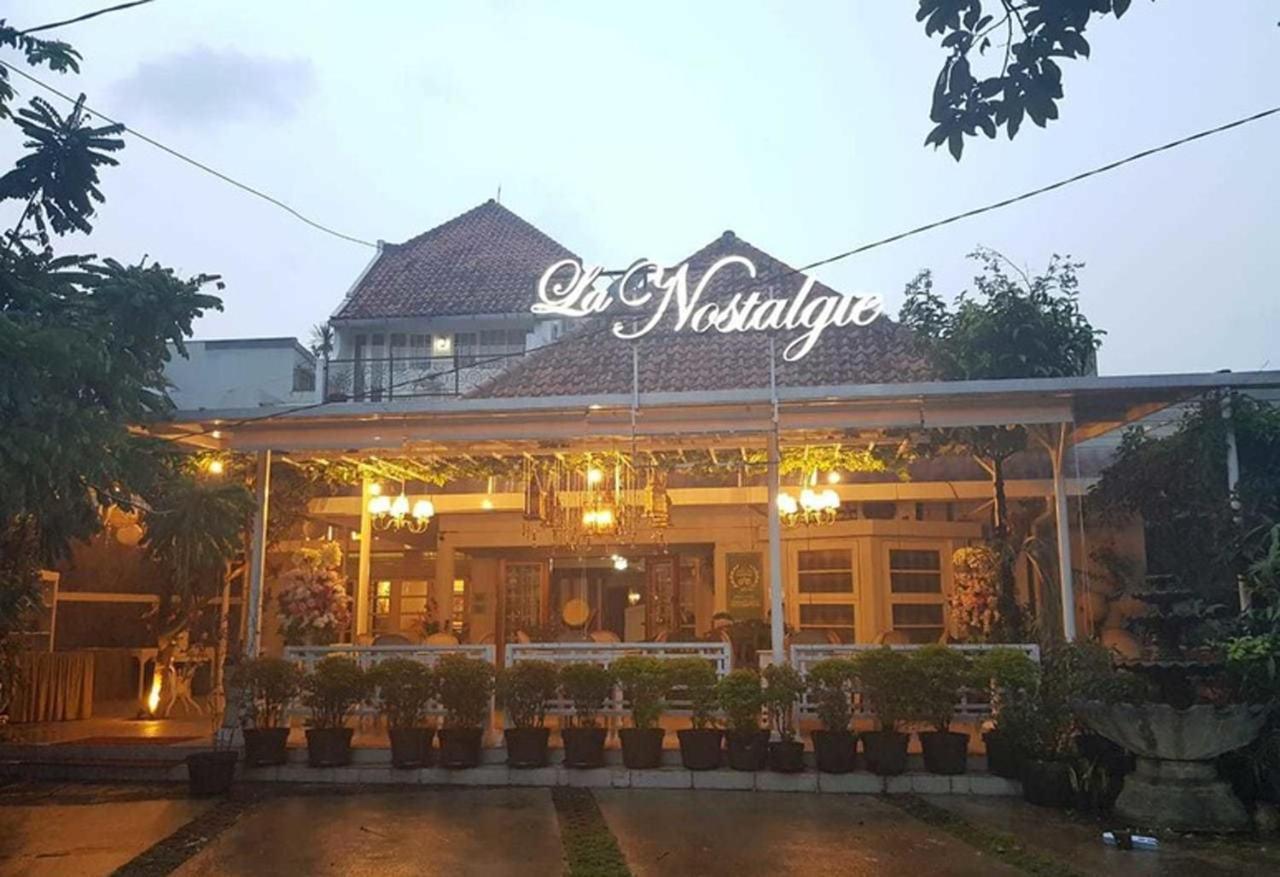 La Nostalgie Boutique Guest House Μπαντούνγκ Εξωτερικό φωτογραφία