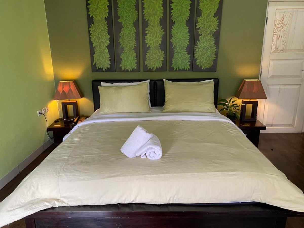 La Nostalgie Boutique Guest House Μπαντούνγκ Εξωτερικό φωτογραφία